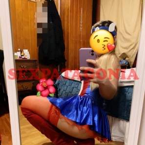Escort DANNITA     VIP
