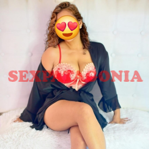 Escort MASAJISTA     KARINA